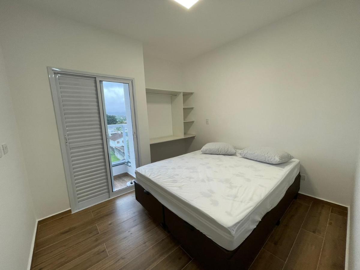 Apartamento Com Piscina No Centro Appartamento Ubatuba Esterno foto