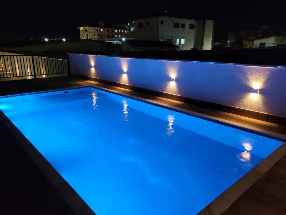 Apartamento Com Piscina No Centro Appartamento Ubatuba Esterno foto
